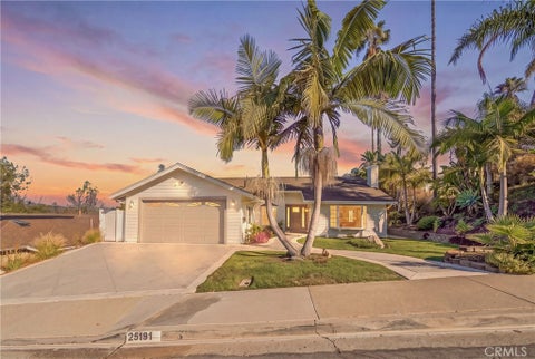 Photo of 25191 Via Piedra Blanca, Laguna Niguel, CA 92677 (MLS # OC26209041)