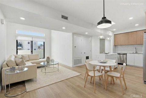 Photo of 12078 Guerin Street #207, Studio City, CA 91604 (MLS # SR25269560)