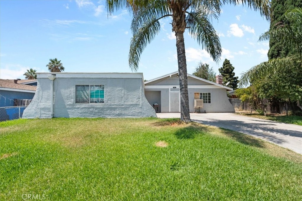 Charming 4-Bedroom Home in Prime Rialto Location!Welcome to this spacious 4-bedroom, 2-bath residence ideally situated between two major freeways, offering easy commuting and access to everything you need. Located near shopping centers, schools, and hospitals, this home is perfect for a first-time buyer looking for convenience and potential. While it may need a touch of TLC, it provides the perfect blank canvas to customize to your taste. Don’t miss the opportunity to make this home your own and create lasting memories in a great neighborhood.