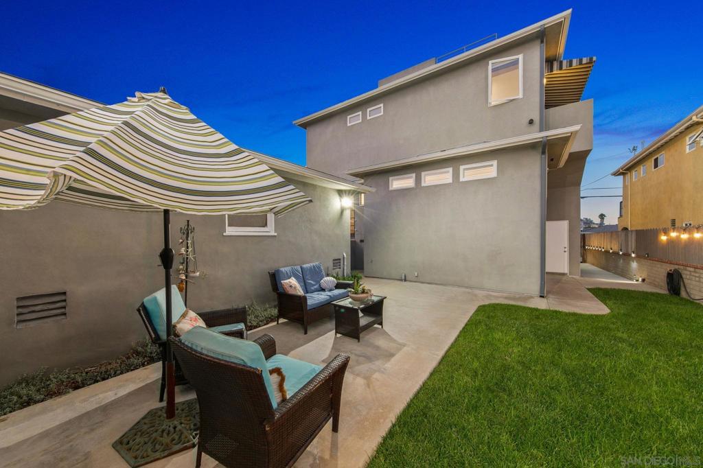 Point Loma - Residential Income