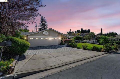 Photo of 277 HIDALGO COURT Ct, Fremont, CA 94539 (MLS # 41125864)