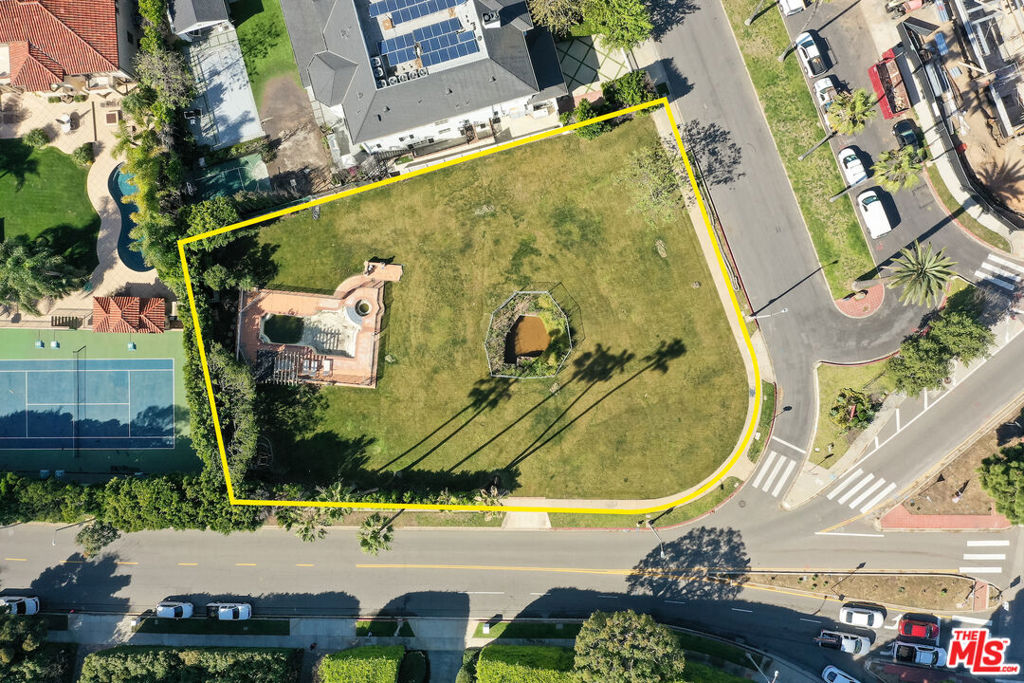 14800 Pampas Ricas Boulevard