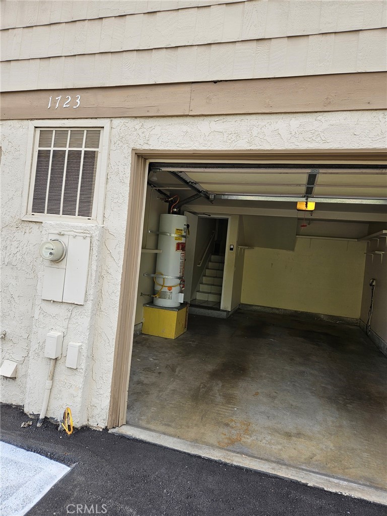 Amberwood I (AMB1) - Residential Lease