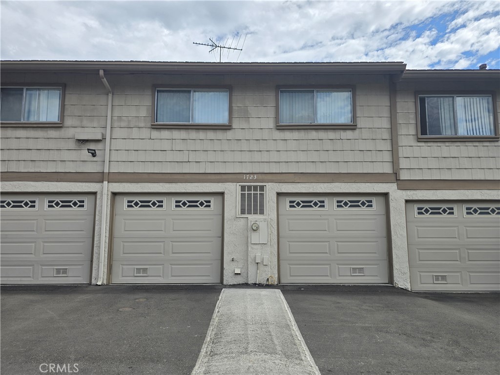 Amberwood I (AMB1) - Residential Lease