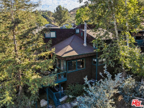 Photo of 730 Basin Drive, Topanga, CA 90290 (MLS # 26856609)