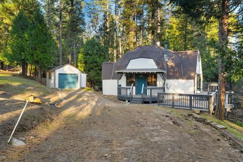Photo of 5841 Fallen Oak TRL Trl, Pollock Pines, CA 95726 (MLS # 41122268)