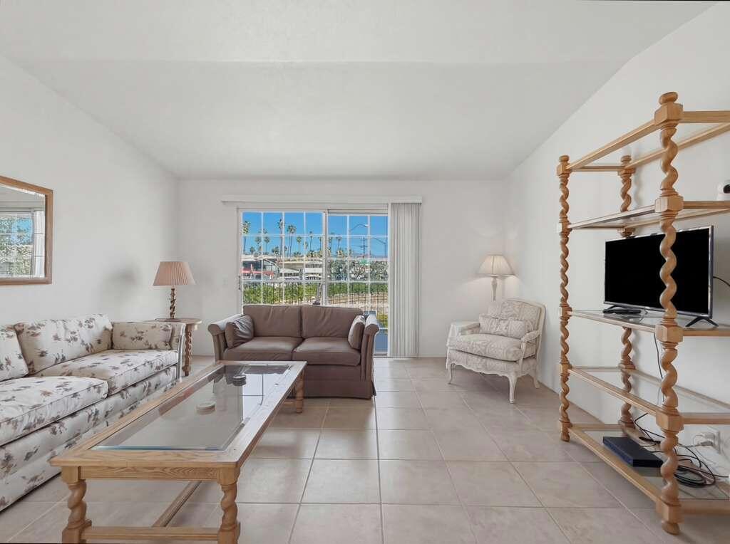 500 S Farrell Drive J64