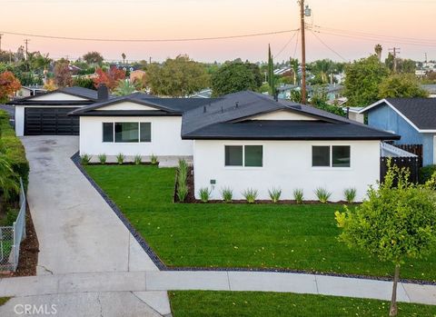 761 S Rosecrest La Habra CA 90631
