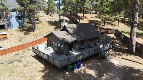 459 Edgemoor Big Bear Lake CA 92315