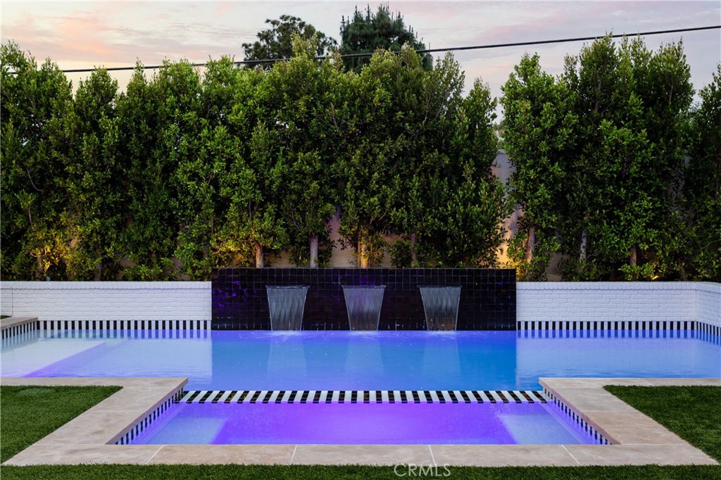 Kings Road (KGRD) - Residential