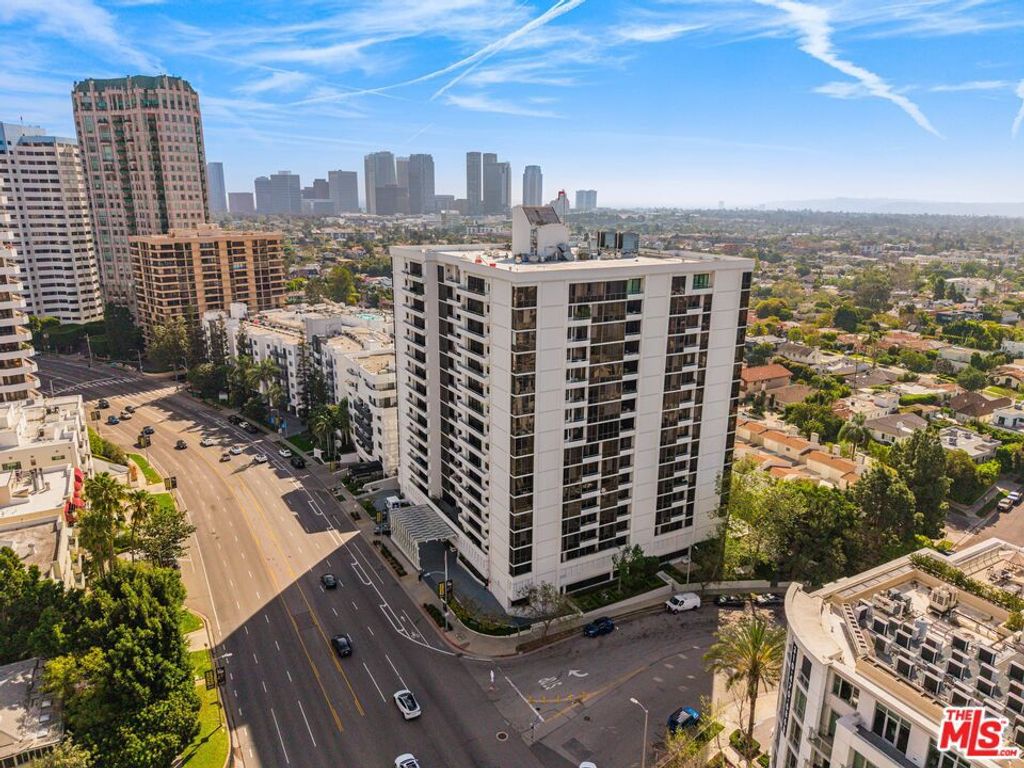 Photo of 10660 Wilshire Boulevard #703, Los Angeles, CA 90024 (MLS # 26671065)