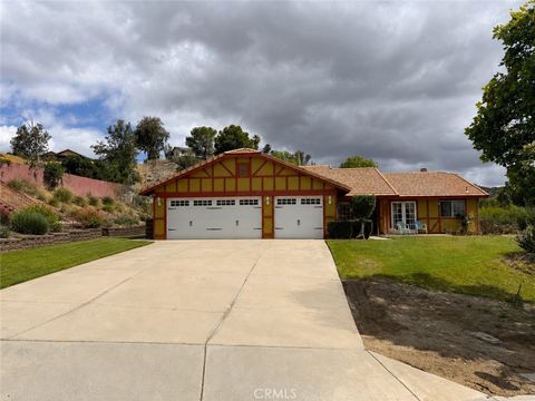 Photo of 7205 Ridgeline DR, Jurupa Valley, CA 92509 (MLS # DW26115226)