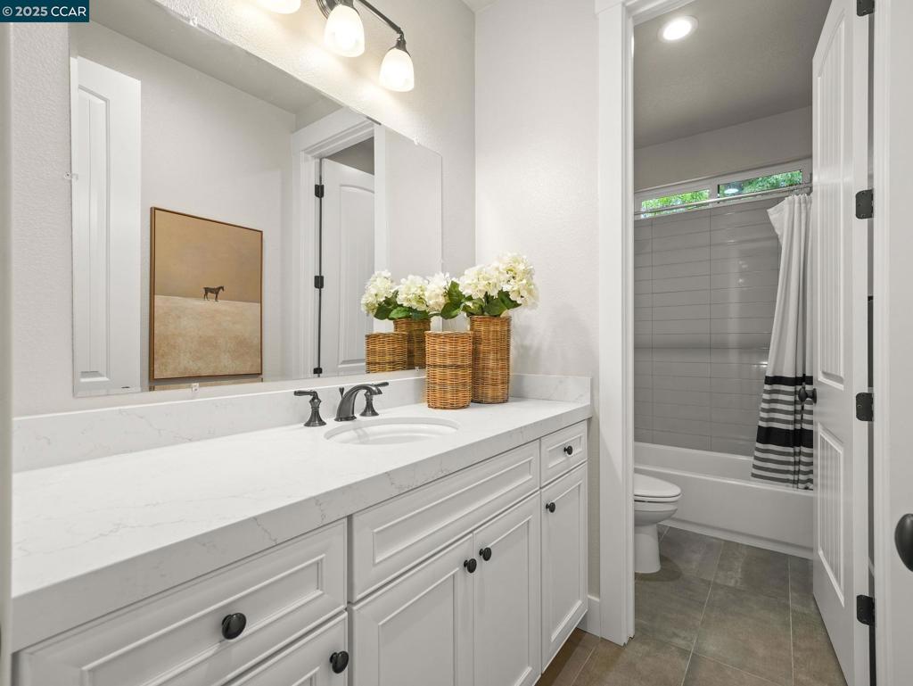 WEST SIDE ALAMO - Residential