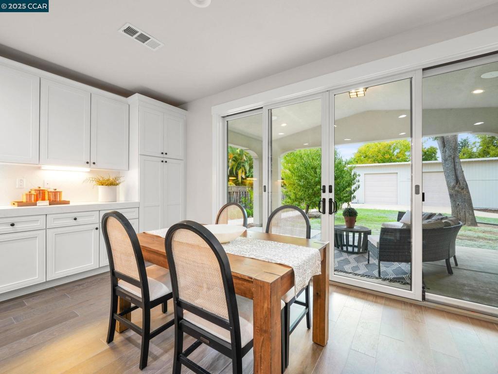 WEST SIDE ALAMO - Residential