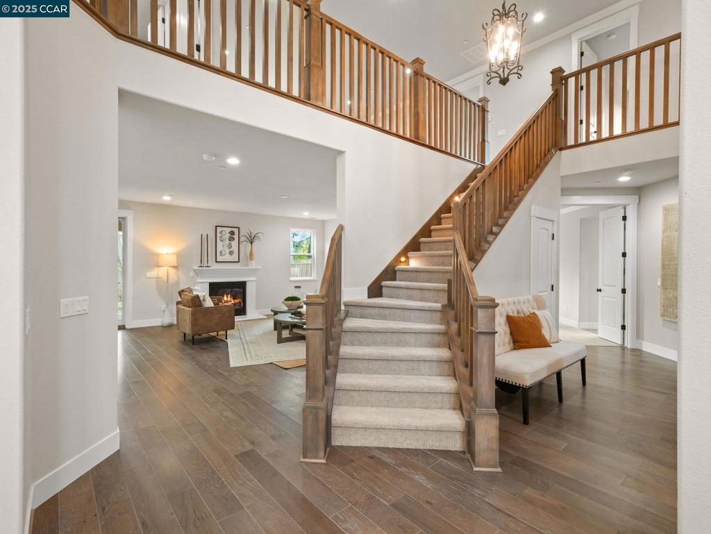 WEST SIDE ALAMO - Residential