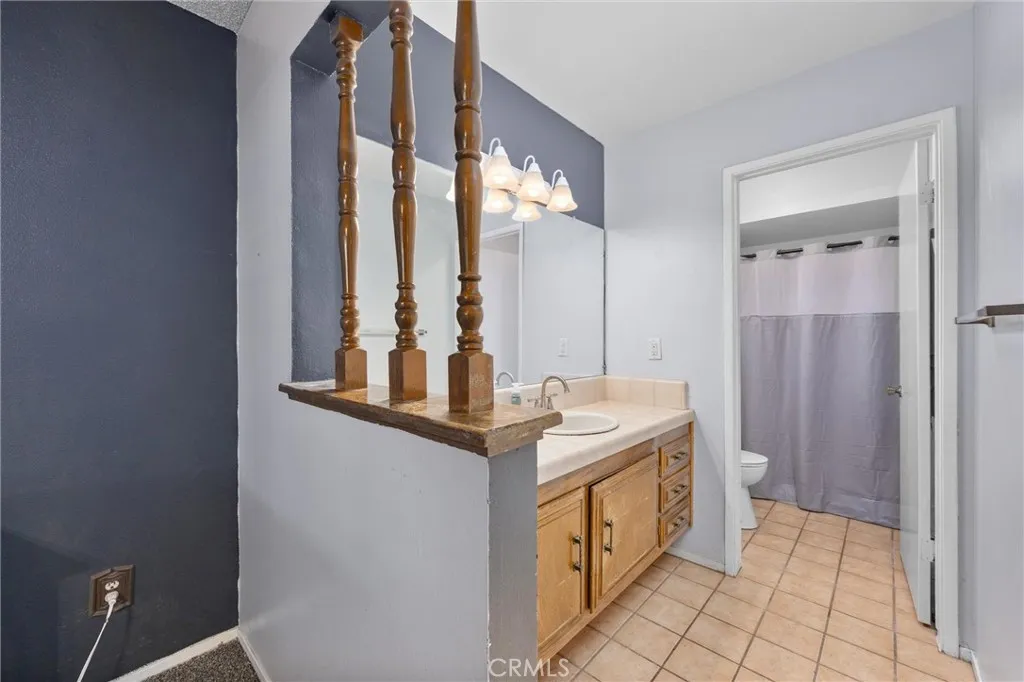 Bakersfield, California 93309, United States, 3 Bedrooms Bedrooms, ,2 BathroomsBathrooms,Residential,Active,195768