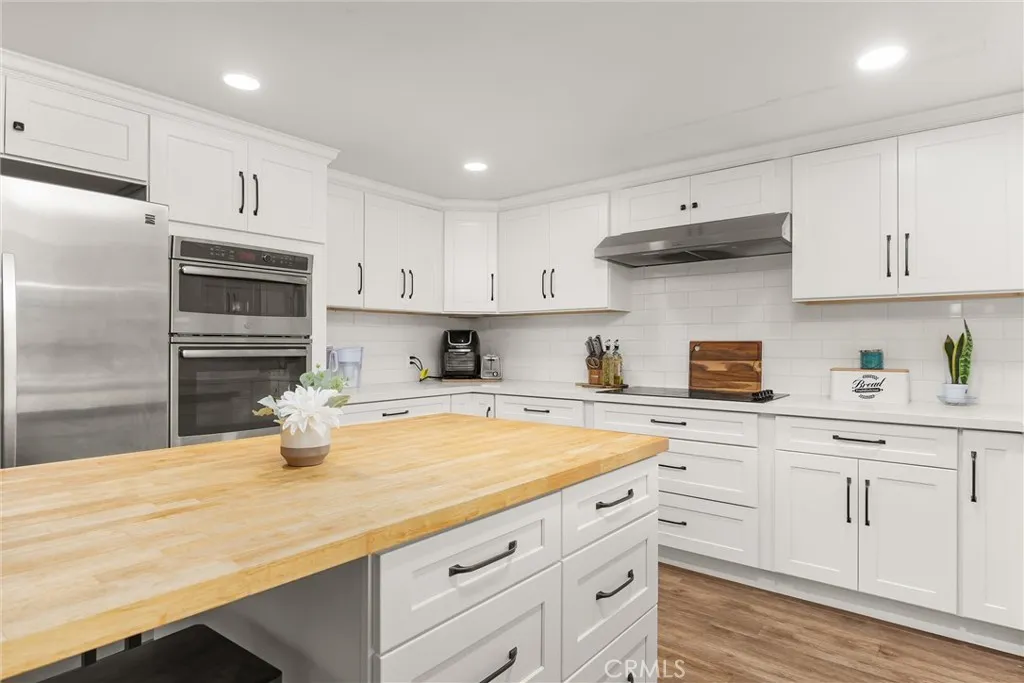 Bakersfield, California 93309, United States, 3 Bedrooms Bedrooms, ,2 BathroomsBathrooms,Residential,Active,195768