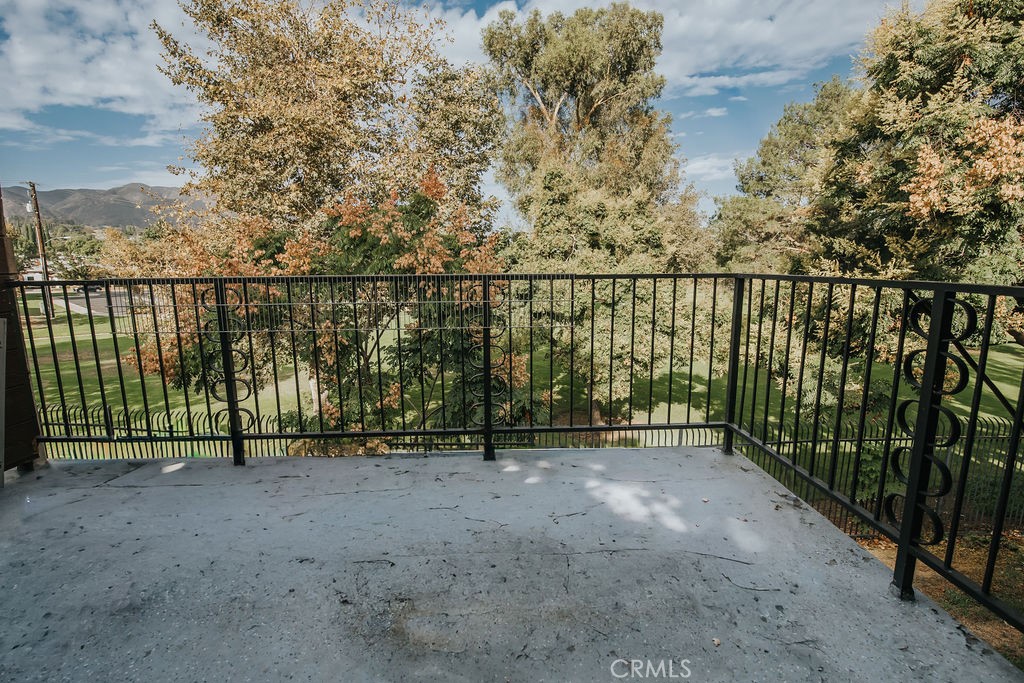 Corona - Residential