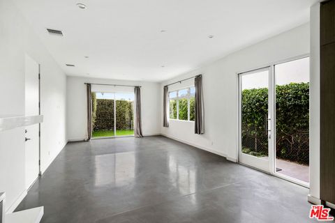 Tiny photo for 2013 FEDERAL Avenue, Los Angeles, CA 90025 (MLS # 25593881)