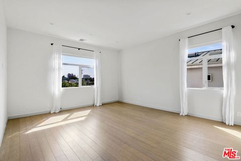 Tiny photo for 2013 FEDERAL Avenue, Los Angeles, CA 90025 (MLS # 25593881)
