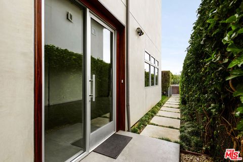 Tiny photo for 2013 FEDERAL Avenue, Los Angeles, CA 90025 (MLS # 25593881)