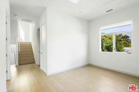 Tiny photo for 2013 FEDERAL Avenue, Los Angeles, CA 90025 (MLS # 25593881)