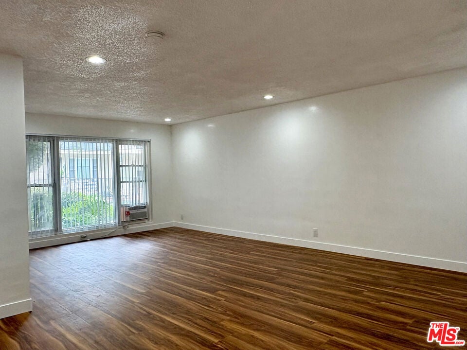 11670 W Sunset Boulevard 109