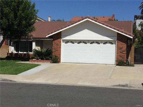 Photo of 1514 High Bluff Drive, Diamond Bar, CA 91765 (MLS # CV26141825)