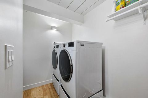 Tiny photo for 4225 Park Boulevard, Palo Alto, CA 94306 (MLS # ML82037572)