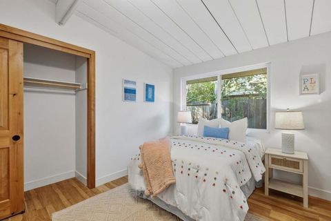 Tiny photo for 4225 Park Boulevard, Palo Alto, CA 94306 (MLS # ML82037572)