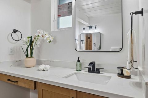 Tiny photo for 4225 Park Boulevard, Palo Alto, CA 94306 (MLS # ML82037572)