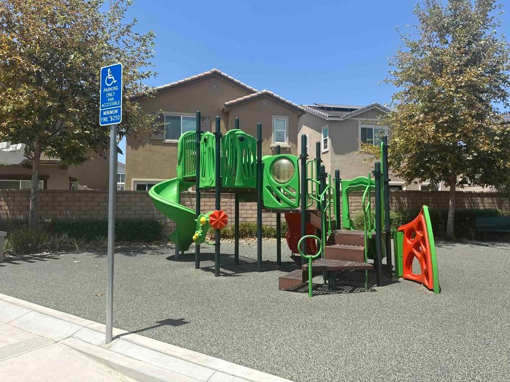 5604 Daybreak Way