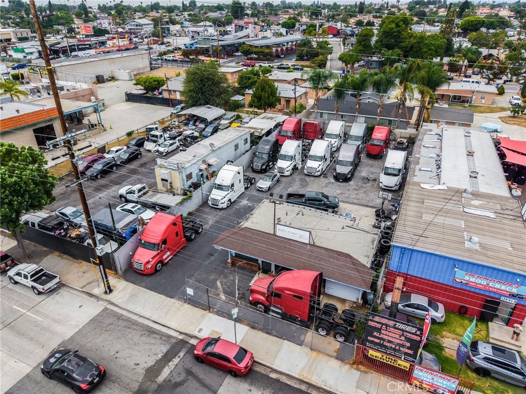 13435 Imperial Highway