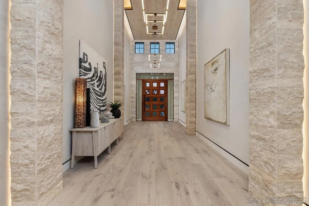 Rancho Santa Fe, California 92067, United States, 7 Bedrooms Bedrooms, ,10 BathroomsBathrooms,Residential,Active,33923