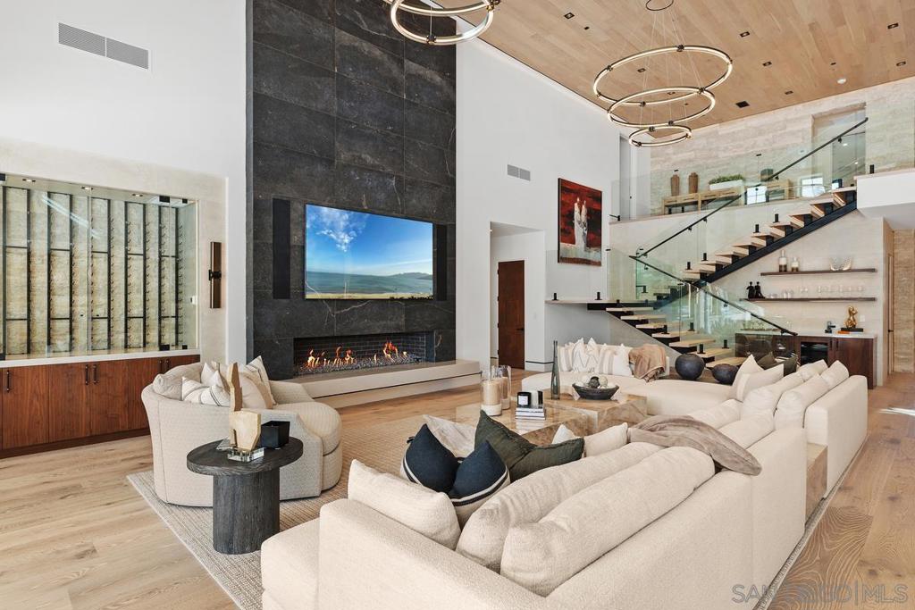 Rancho Santa Fe - Residential