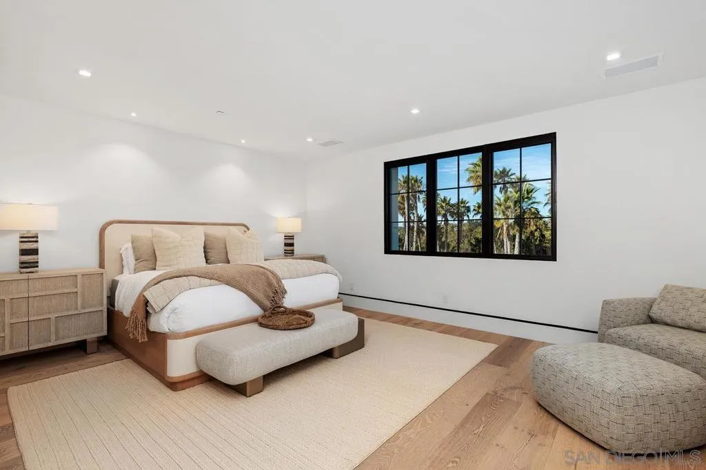 Rancho Santa Fe, California 92067, United States, 7 Bedrooms Bedrooms, ,10 BathroomsBathrooms,Residential,Active,33923