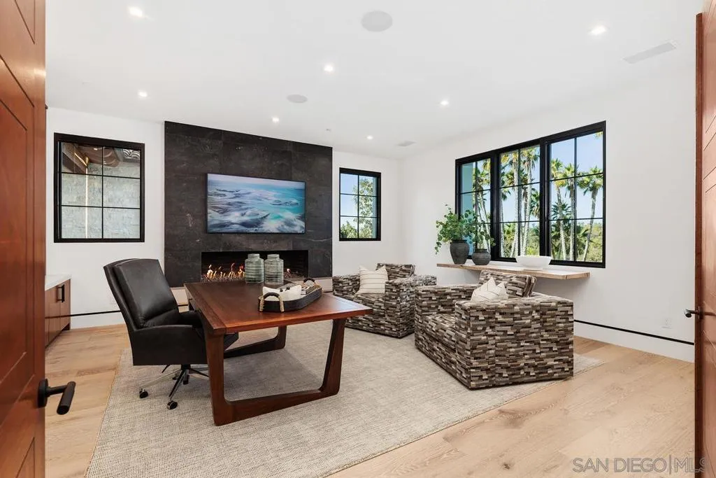 Rancho Santa Fe, California 92067, United States, 7 Bedrooms Bedrooms, ,10 BathroomsBathrooms,Residential,Active,33923