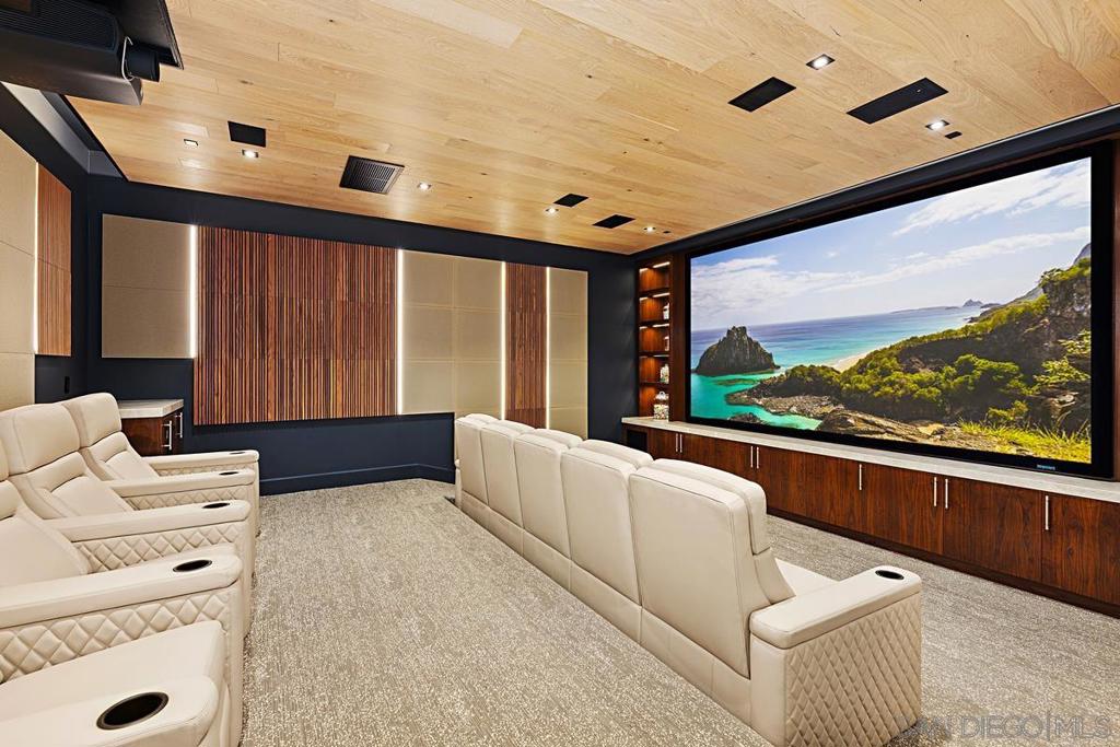 Rancho Santa Fe - Residential