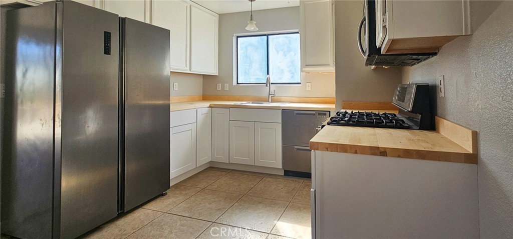 PROPERTIES 1196 Santa Ynez