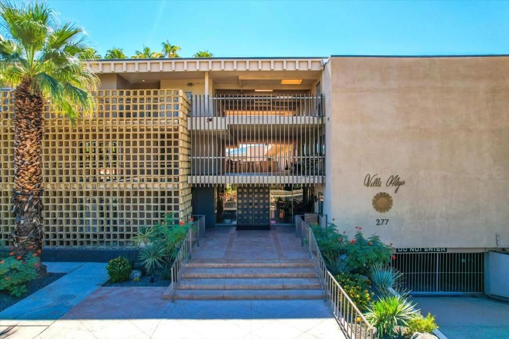 Photo of 277 E Alejo Road #101, Palm Springs, CA 92262 (MLS # 219139154PS)