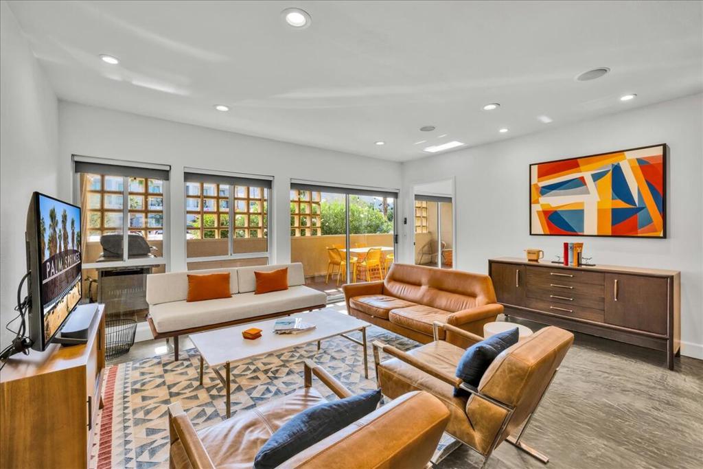 277 E Alejo Road 101