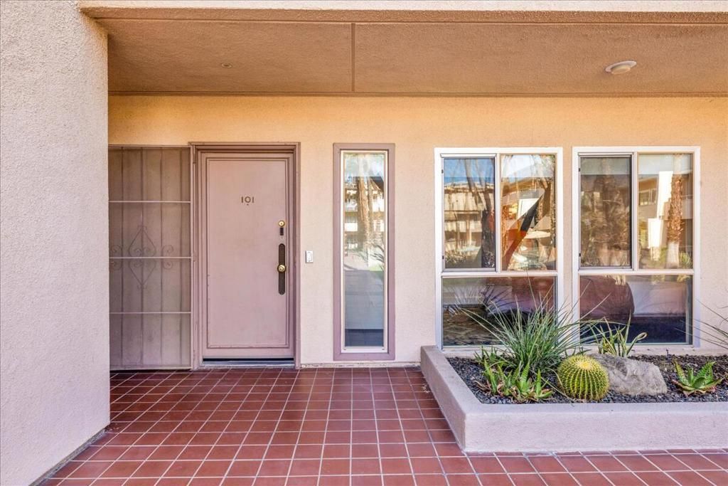 Photo of 277 E Alejo Road #101, Palm Springs, CA 92262 (MLS # 219139154PS)