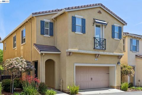 Photo of 4359 Cherico Ln Ln, Dublin, CA 94568 (MLS # 41130759)