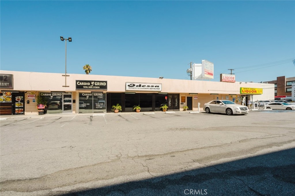 18525 Burbank Boulevard