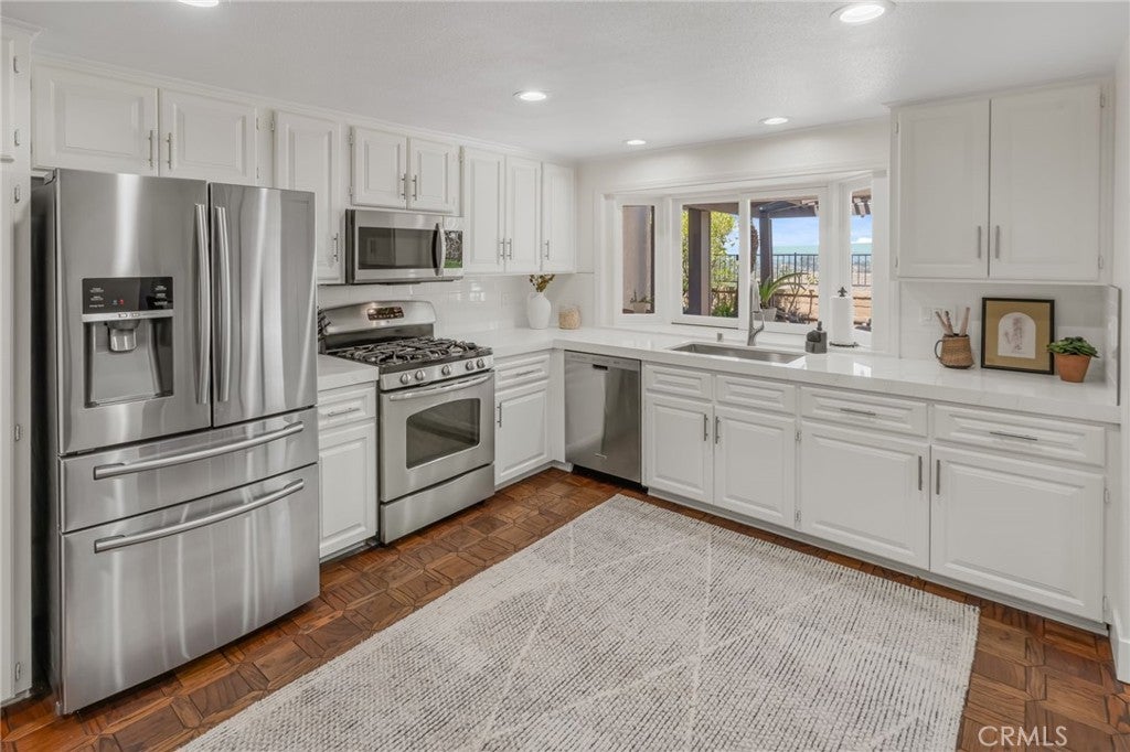 27955 Gallina, Mission Viejo CA 92692 - Photo 12