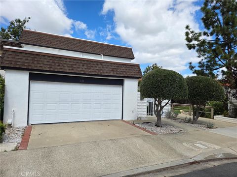 Photo of 20 Senisa Way, Irvine, CA 92612 (MLS # OC26086959)