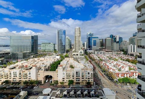 Photo of 700 W Harbor Dr Dr #1805, San Diego, CA 92101 (MLS # 250044714SD)