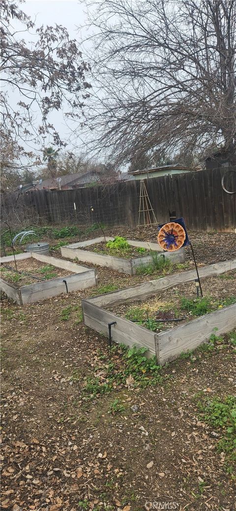 Tiny photo for 245 N 3rd St, Shandon, CA 93461 (MLS # NS26014398)