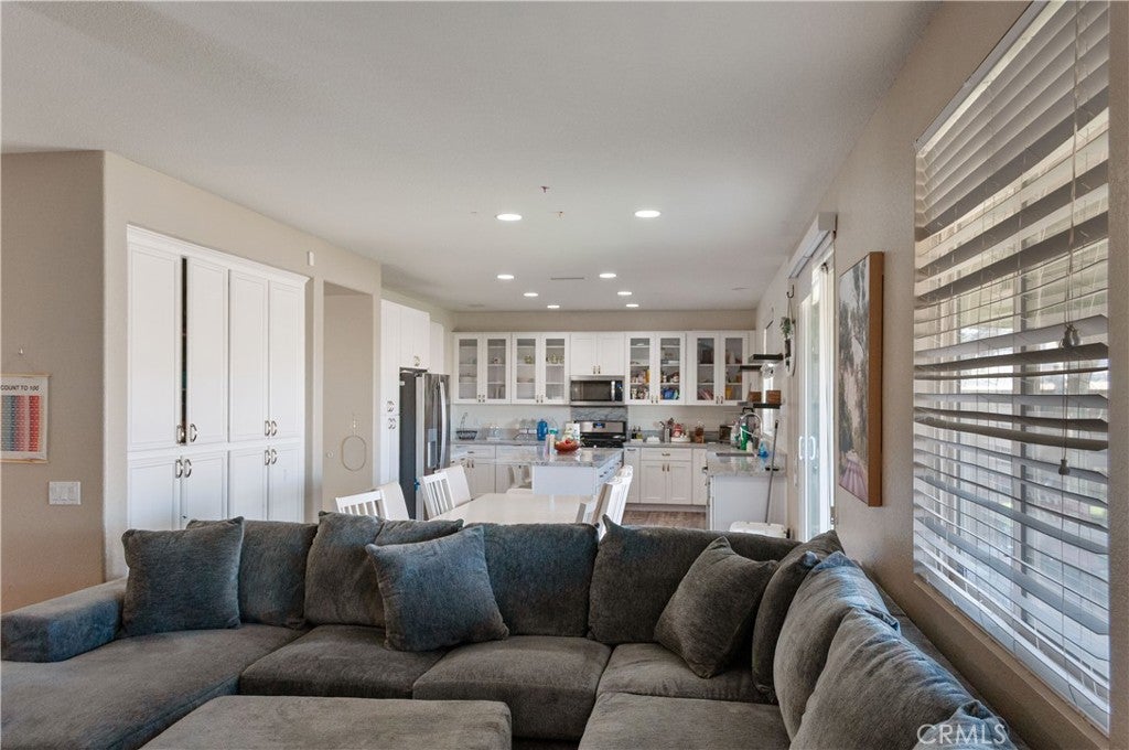43921 Freer Way