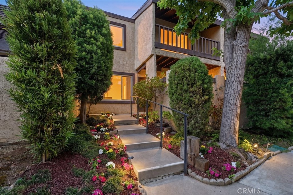 311 E Sierra Madre Boulevard L